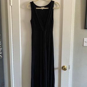 Black sleeveless Mimi Maternity twist vneck dress